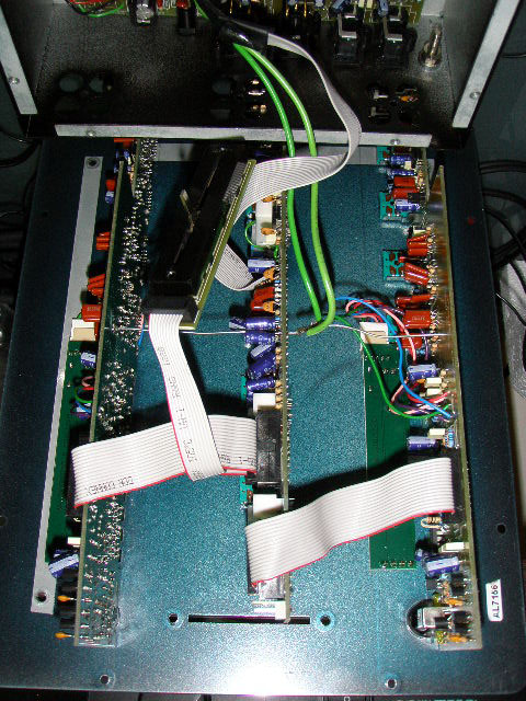 Xone-22-disassembly-4a.jpg